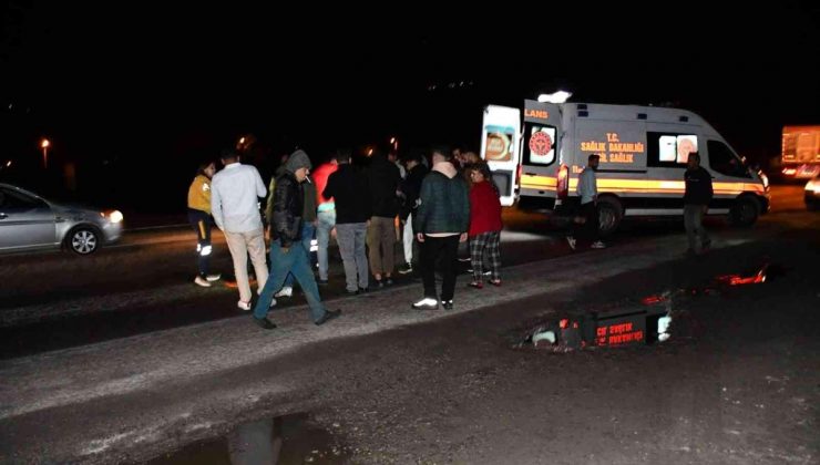 Hatay’da kayganlaşan yolda elektrikli bisiklet devrildi: 2 yaralı