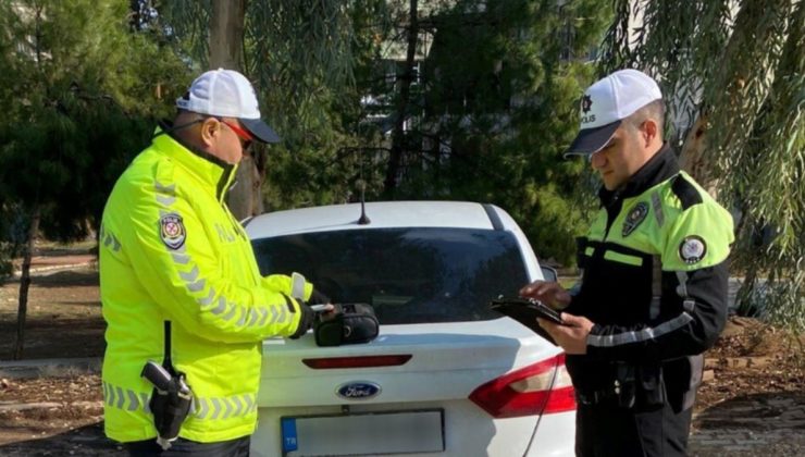 Mardin’de ambulansa yol vermeyen sürücüye cezai işlem uygulandı