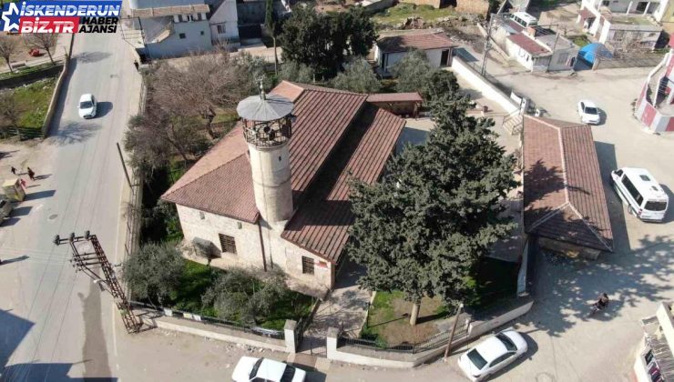 124 yıllık tarihi cami, dayanıklılığıyla zelzelelere meydan okuyor