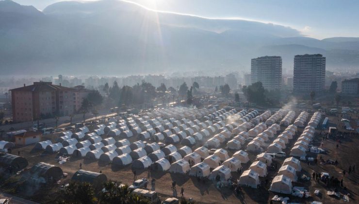 Antakya’da Depremzedeler İçin Çadır Kent Kuruldu