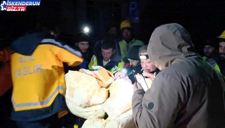 Hatay Antakya’da bir bayan sağ kurtarıldı