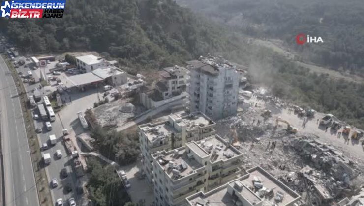 Hatay girişindeki 40 kilometrelik konvoy bu türlü görüntülendi