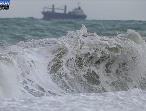 Hatay’da tsunami riski var mı? İskendurum kıyısını neden su bastı?