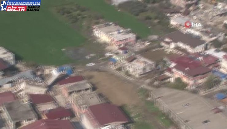 Hatay’daki enkaz yığınları helikopterle havadan bu türlü görüntülendi