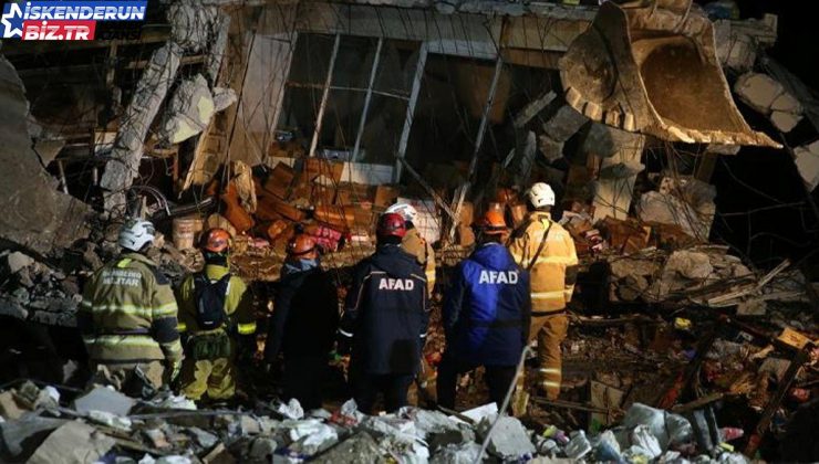 Hatay’daki sarsıntı dünya basınında: En vahim dehşetleri tekrar canlandırdı