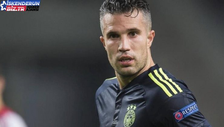 Robin van Persie’den depremzedelere destek! Sizinleyiz, sizi düşünüyoruz