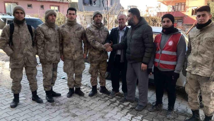 Sarsıntı bölgesinde 3 gündür kayıptı, imdadına jandarma yetişti