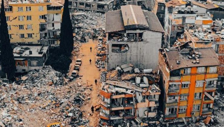 Sarsıntıda Hatay’daki yıkım dronla görüntülendi