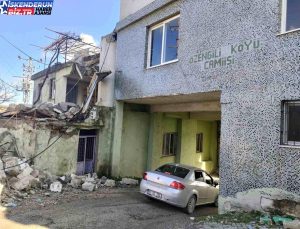 Hatay’da arazi yetersizliği camiyi Karadeniz tarzı büyüttü