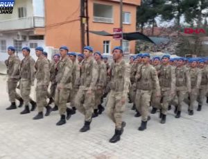 Hatay’da görevlendirilen 2 bin 700 asker, komando marşıyla kentten ayrıldı