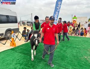 Çadır kentte yaşayan çocuklara ‘pony at’ ile moral