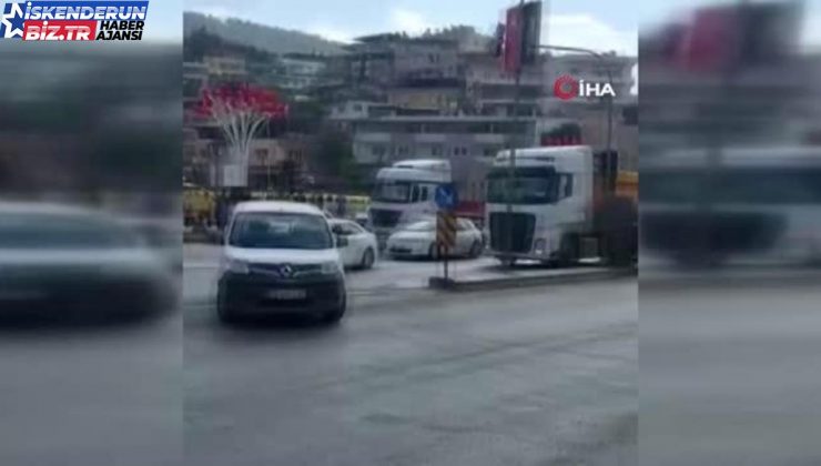 Hatay’da freni patlayan kamyon araçlara daldı: 3 meyyit, 20 yaralı