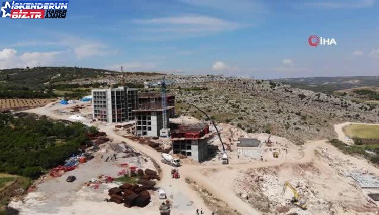 Hatay’da, sarsıntı konutları süratle yükseliyor