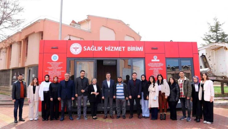 NEÜ öğrencilerinin tasarladığı sıhhat kabini Hatay’a gönderildi