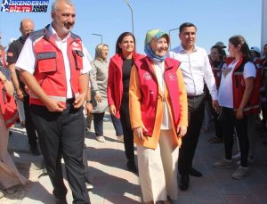 Aile ve Toplumsal Hizmetler Bakan Yardımcısı Hatay’da Depremzedelerle Buluştu