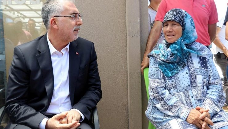 Bakan Işıkhan, Hatay’da depremzedeleri ziyaret etti