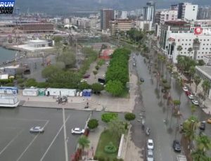 İskenderun’da kıyı şeridi tekrar sular altında kaldı