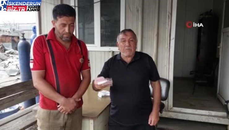 Zelzele bölgesinde örnek davranış: Bulduğu 50 bin TL’yi sahibine teslim etti