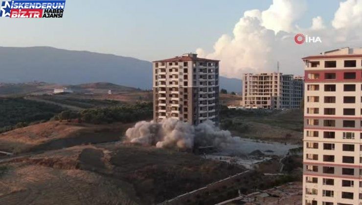 Milyonlar verip almışlardı, kağıt üzere yerle bir olan 15 katlı binadan geriye borç kaldı