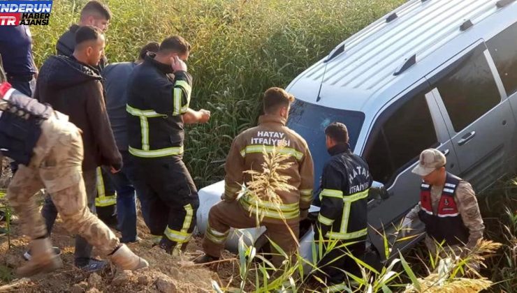 Antakya’da Hafif Ticari Araç Kaza Yaptı, Şoför Yaralandı