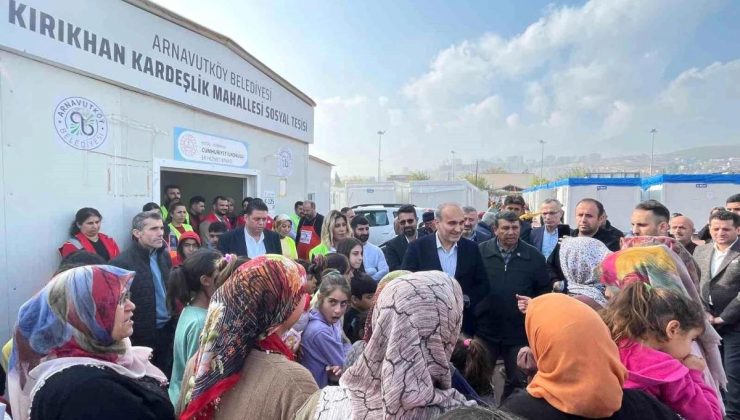 Arnavutköy Belediyesi tarafından kurulan konteyner kentte düğün