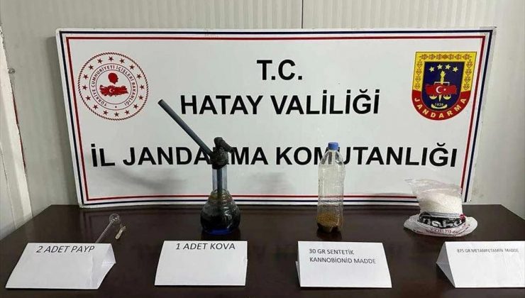 Hatay’da 1 kilo 115 gram sentetik uyuşturucu ele geçirildi, 2 kuşkulu gözaltına alındı