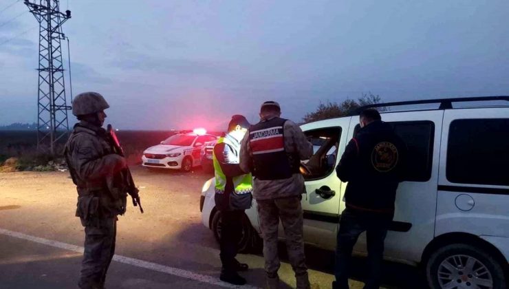 Hatay’da Jandarma Takımları 108 Aranan Şahsı Yakaladı