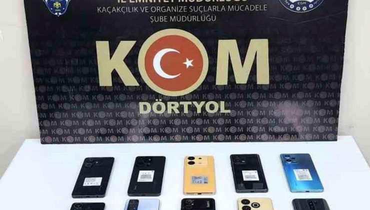 Hatay’da Kaçak Cep Telefonları Ele Geçirildi