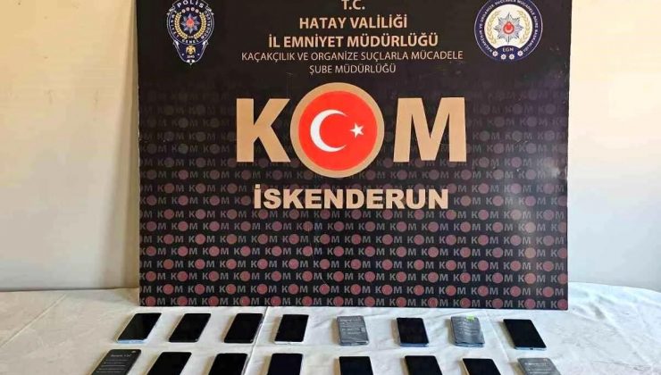 Hatay’da kaçakçılık operasyonunda 38 telefon ele geçirildi