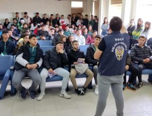 Hatay’da öğrencilere ‘Siber Kabahatler ve Bilişim’ hususlarında seminer verildi