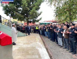 Hatay’da trafik kazasında hayatını kaybeden polis memuru Osmaniye’de son seyahatine uğurlandı