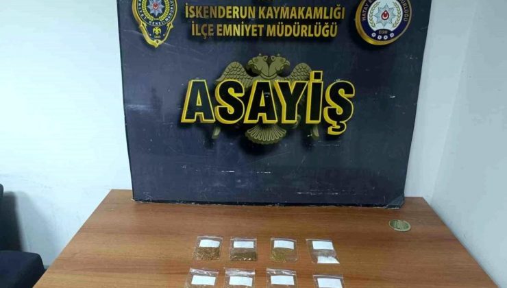 Hatay’da yapılan uygulamalarda 13 aranan şahıs yakalandı, uyuşturucu unsur ele geçirildi