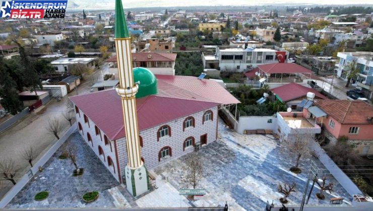 Hatay’da zelzelede yıkılan mescitteki sapma yeni mescitte düzeltildi