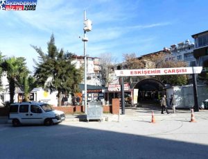 Hatay’ın Samandağ ilçesinde zelzele sonrası esnafa devlet dayanağı