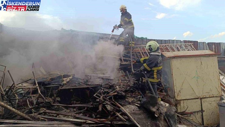 İskenderun’da bir pansiyonda yangın çıktı