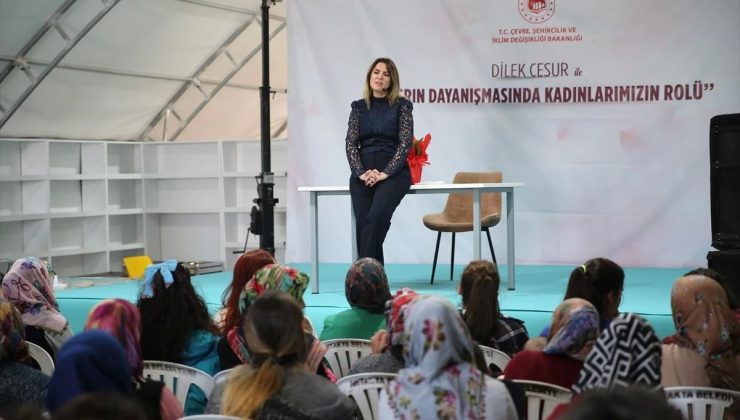 Antakya’da Asrın Dayanışmasında Bayanlarımızın Rolü Bahisli Söyleşi Gerçekleştirildi