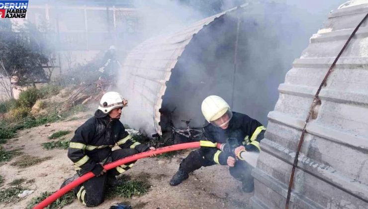 Antakya’da barakada çıkan yangın söndürüldü