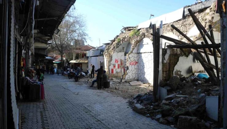 Hatay’da Ramazan alışverişi sessiz geçiyor