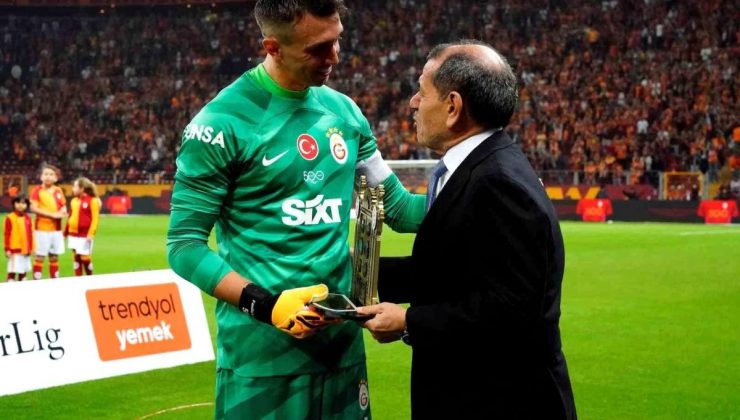 Muslera, Galatasaray ile 500. resmi maçına çıktı