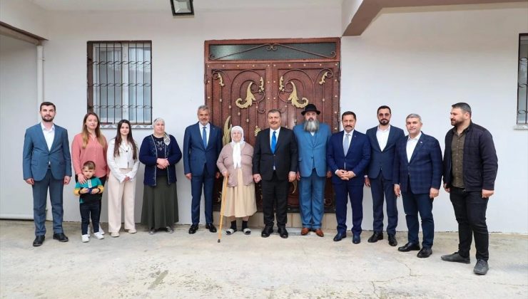 Sağlık Bakanı Fahrettin Koca Hatay’da ziyaretler gerçekleştirdi