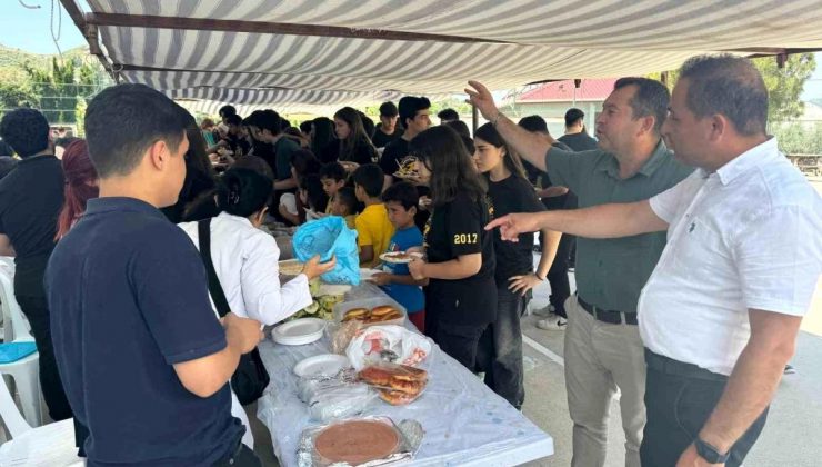 Antalya’da Fen Lisesi, zelzeleden etkilenen kardeş okula takviye için panayır düzenledi