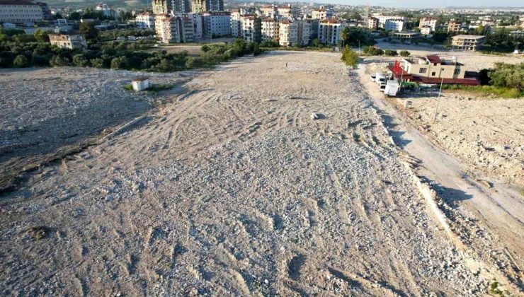 Hatay’da depremzedeler, devletten rezerv yapı alanı talep ediyor