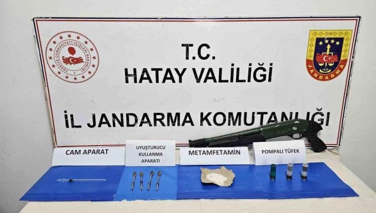 Hatay’da Jandarma Takımları Tarafından Silah, Uyuşturucu ve Kaçak Alkol Ele Geçirildi