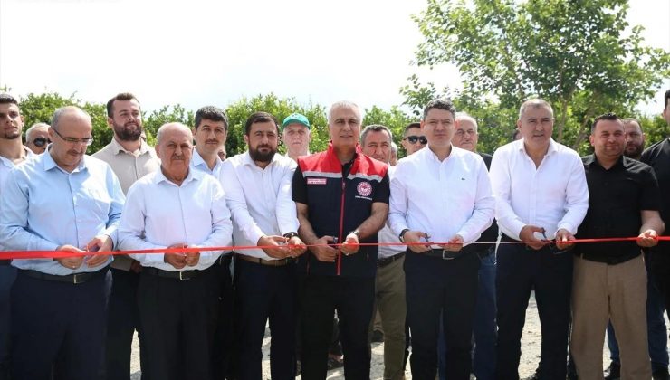 Hatay’ın Arsuz ilçesinde besi çiftliği açılışı ve sera temeli atıldı