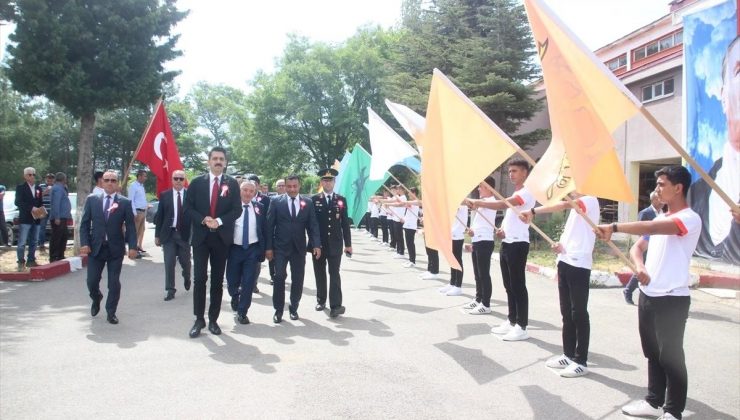 Mersin ve Hatay’da 19 Mayıs merasimleri düzenlendi