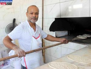 Hatay’da Fırıncılar Kavurucu Sıcakta Güçlü Mesai Yapıyor