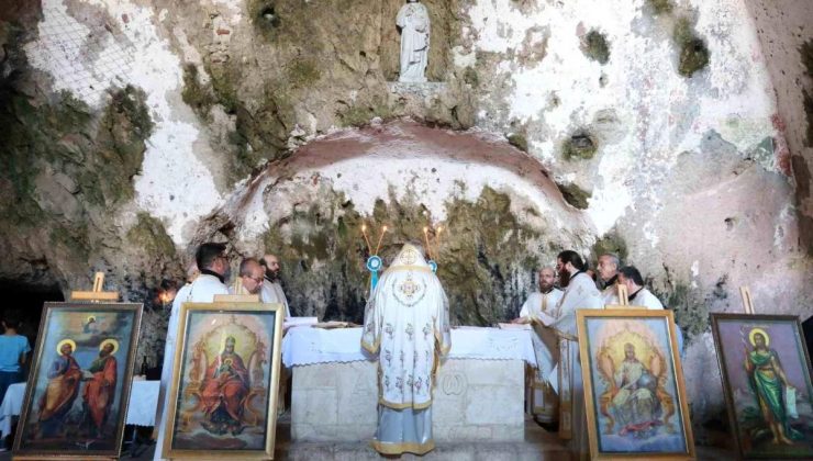 Hatay’da St. Pierre Kilisesi’nde Sevgililer Petrus ve Pavlus Bayramı ayini gerçekleştirildi