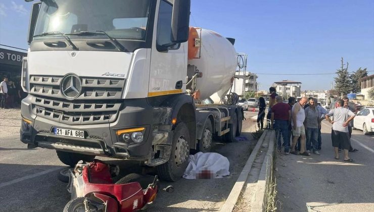 Samandağ’da Beton Mikseri ile Motosiklet Çarpışması: 2 Kişi Hayatını Kaybetti