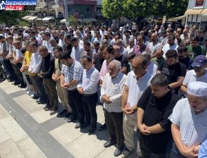 Adana, Mersin, Hatay ve Osmaniye’de İsmail Heniyye’ye reaksiyon gösterildi