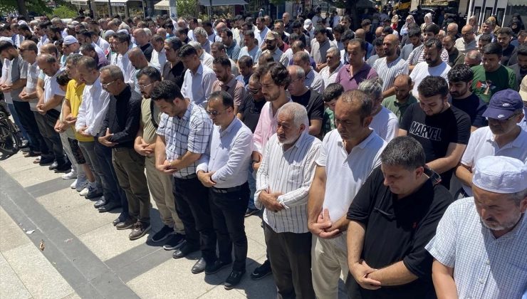 Adana, Mersin, Hatay ve Osmaniye’de İsmail Heniyye’ye reaksiyon gösterildi